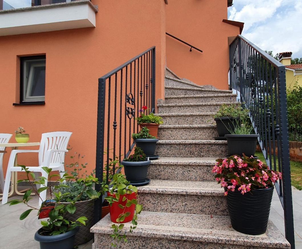 Ferienwohnung Juli No 2 Poreč Exterior foto