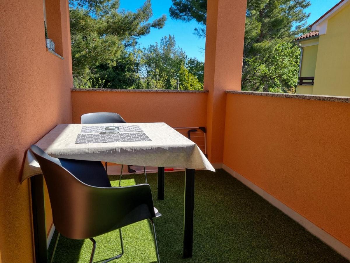 Ferienwohnung Juli No 2 Poreč Exterior foto